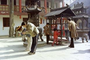 2003N 싞 J  China Nangjing LingguTemple