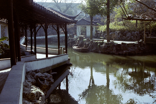 2003N hB 뉀  China garden q