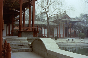  ؐr  China Xian HuaqingPool 2004N