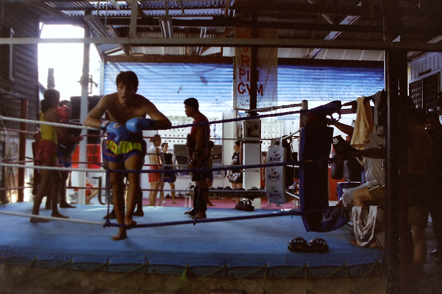 ^C oRN LbN{NVO W G^C Thailand Bangkok  MuayThaif KickBoxing 2004N