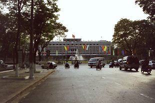 z[`~VeB xgi  哝̊@ Vietnum HoChiMinhCity ReunificationPalace 2004N