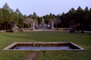 2004N tG eBG[ HUE ThienMuTemple