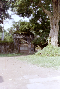 2004N tG eBG[ HUE ThienMuTemple