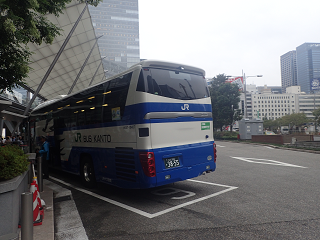 wdFoX^[~i TOKYO-STATION-BUS-STOP