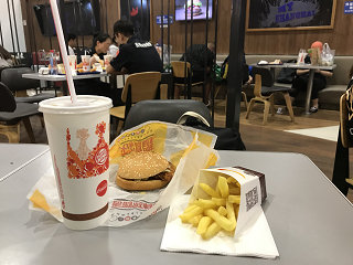 CYۋ` o[K[LO@Shanghai Pudong International Airport BURGER-KING