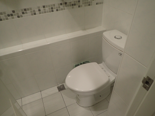 k h 101ѓX Taipei Cheap Hostel Domi101 gC Toilet