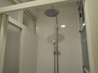 k h 101ѓX Taipei Cheap Hostel Domi101 V[ shower