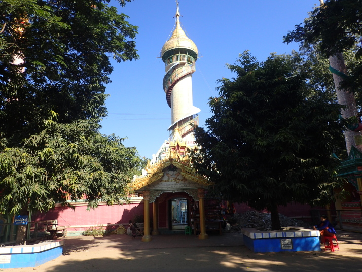 タウンボッテー寺院