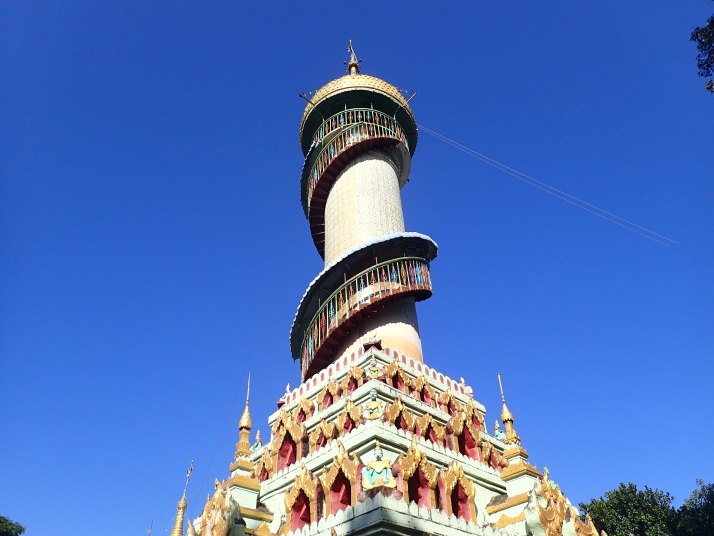 タウンボッテー寺院