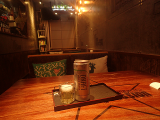 B ҏ JtF o[ r[ LANZHOU CAFE BAR Zhaodaisuo beer