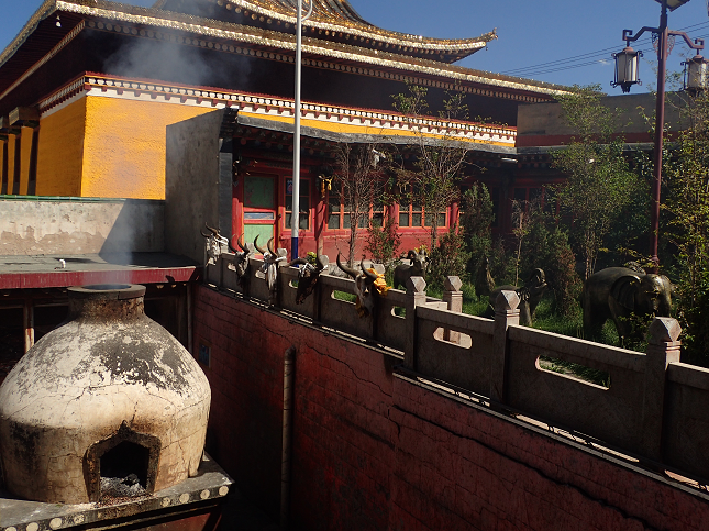 m  Rongwo-monastery TONGREN