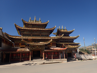 m  Rongwo-monastery TONGREN