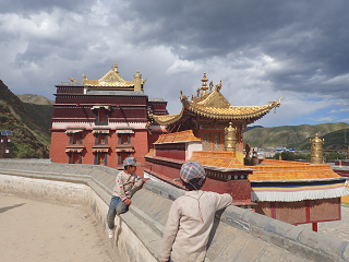 夏河 ラプラン寺 拉卜楞寺 裏道 XIAHE Labrang-Monastery BackStreet