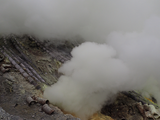 イジェン火山湖 Indonesia Ijen