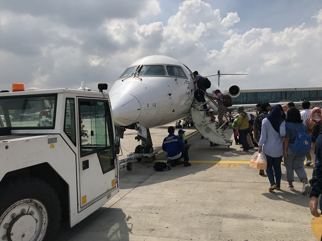 ジャカルタ 飛行機 Jakarta Airport ガルーダインドネシア Garuda-Indonesia