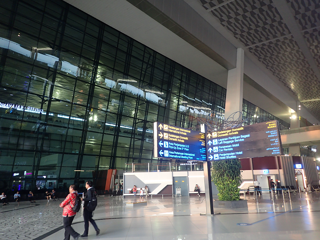 スカルノ・ハッタ空港 Soekarno-Hatta-Airport