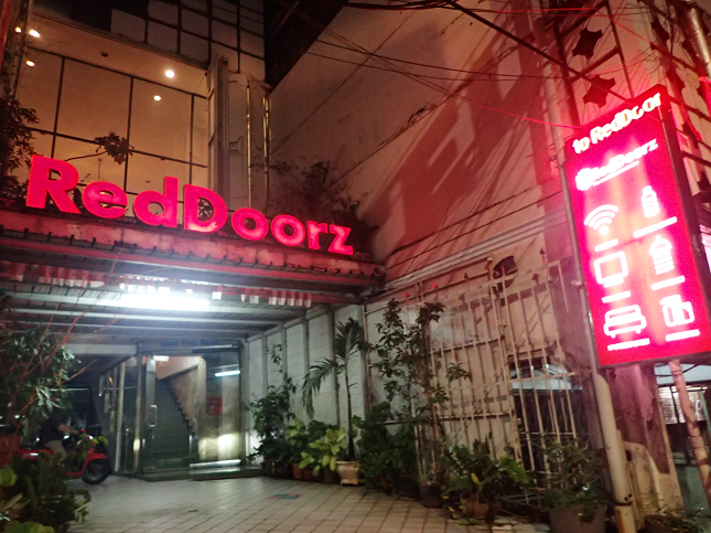 RedDoorz レッドドアーズ Hotel-Pinty-Baser 格安ホテル インドネシア ジャカルタ INDONESIA JAKARTA