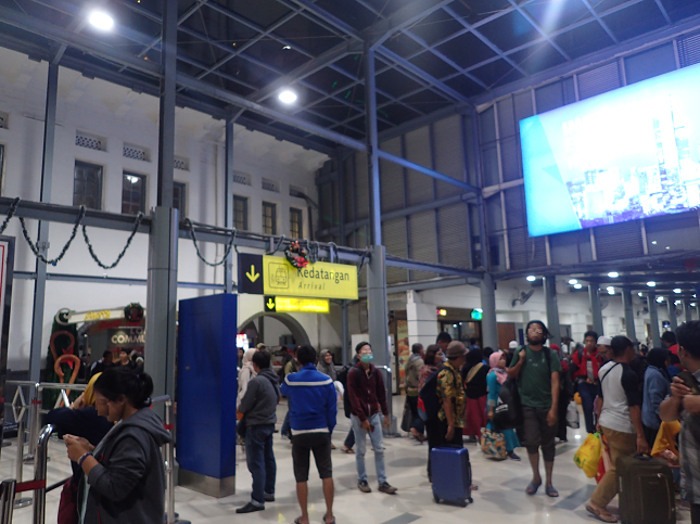 パサール・スネン駅 PasarSenen TrainStation インドネシア ジャカルタ INDONESIA JAKARTA