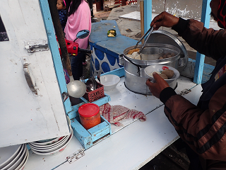 チェモロラワン村 CemoroLawang ブロモ山 Mt.Bromo 朝食 Breakfast