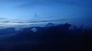 ブロモ山 Mt.BROMO プナンジャンカ山 Mt.Penanjakan 展望台 ViewSpot