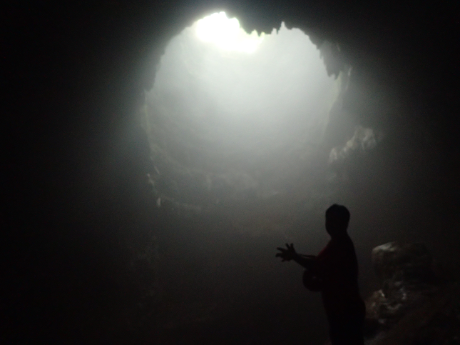 ジョンブラン洞窟 GoaJomblang JomblangCave インドネシア ジョグジャカルタ Indonesia Yogyakarta