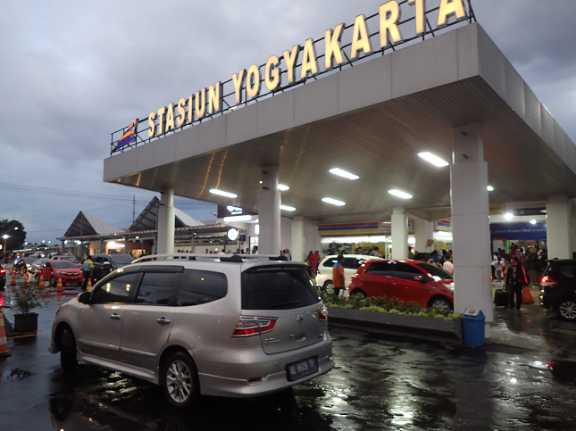 インドネシア ジョグジャカルタ Indonesia Yogyakarta トゥグ駅 TuguStation