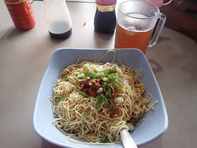 ミーゴレン MieGoreng インドネシア焼きそば ジョグジャカルタ YOGYAKARTA インドネシア Indonesia