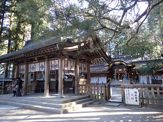 zK zKЏЖ{{ 䒌 Rs 쌧s s SuwaTaisyaShrine  SuwaTaisyaKamisyaHonmiyaShrine SuwaTaisyaUpperShrine KosyuKaido JapanTravel YamanashiTravel NaganoTravel