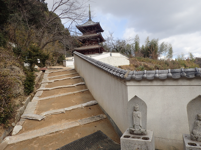 尾道 西国寺 三重塔 階段