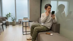 美容医療に700万円かけても不安が消えない…40代を縛る「鏡チェック」の罠